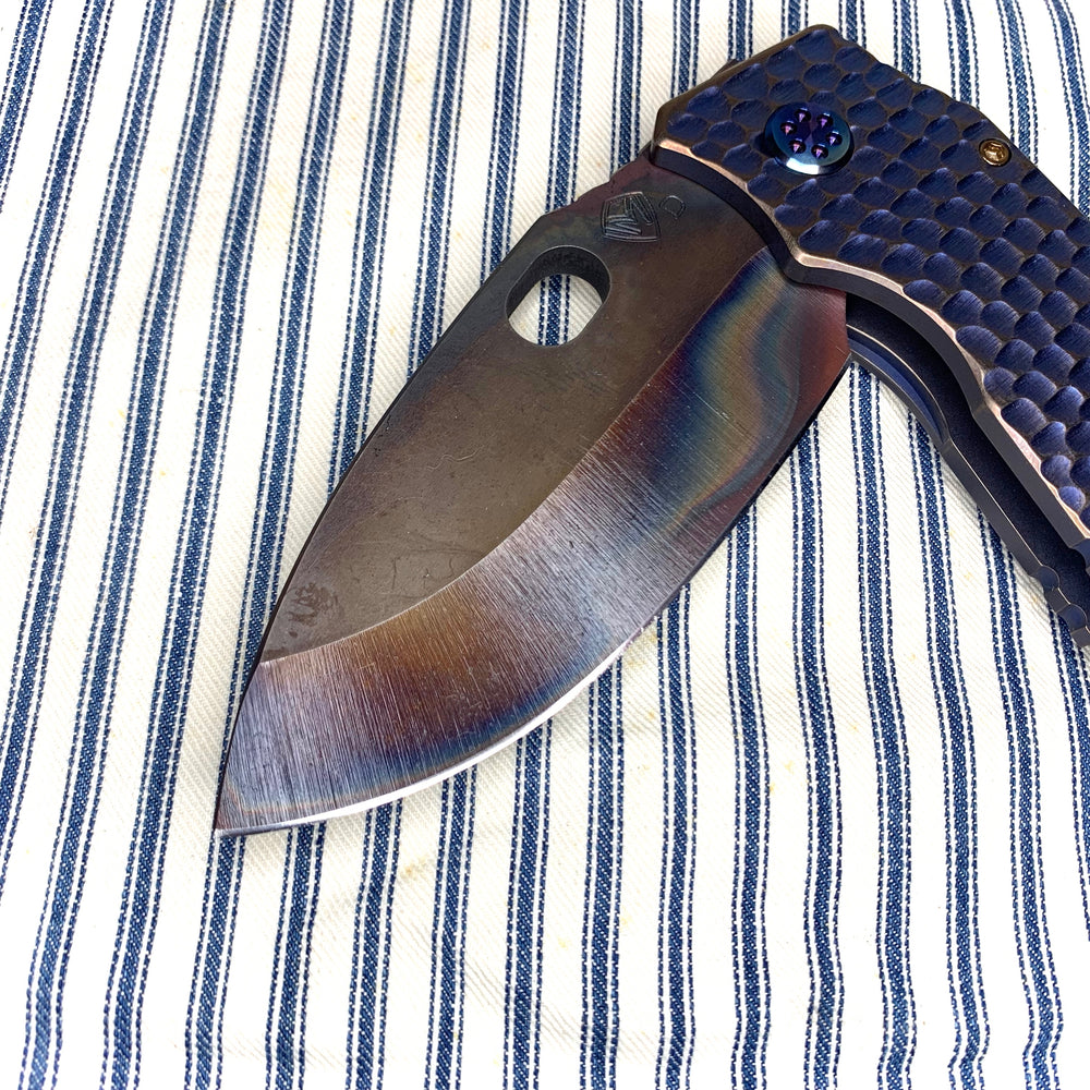 TFF-1 FD - D2 Vulcan Blade Dark Blue Sculpted Handles Dark Flamed Hardware Brushed/Flamed Dark Blues Clip