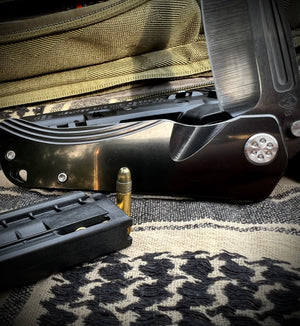 Medford Knife & Tool Proxima - Proxima - S35VN Black DLC Blade Black DLC Handles Std HW Brushed Clip