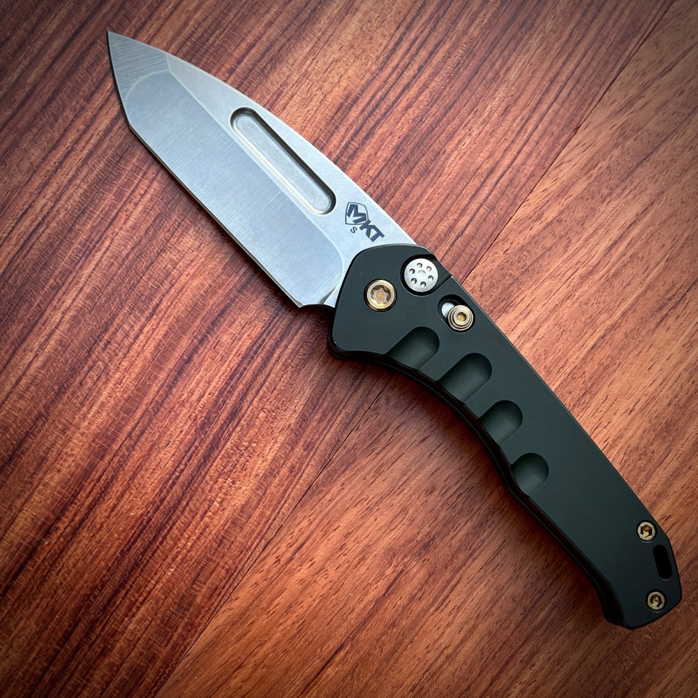 Medford Knife & Tool -Swift Auto - S35VN Tumbled Tanto Blade Green Handles Bronze HW/Clip