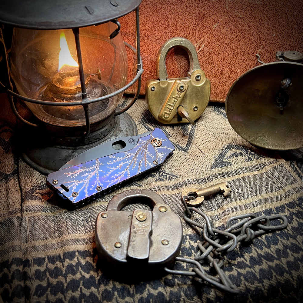 Medford Knife & Tool - TFF-1 - S35VN PVD Blade Vio w/Bronze "Locust Tree" Handles Bronze HW PVD Clip
